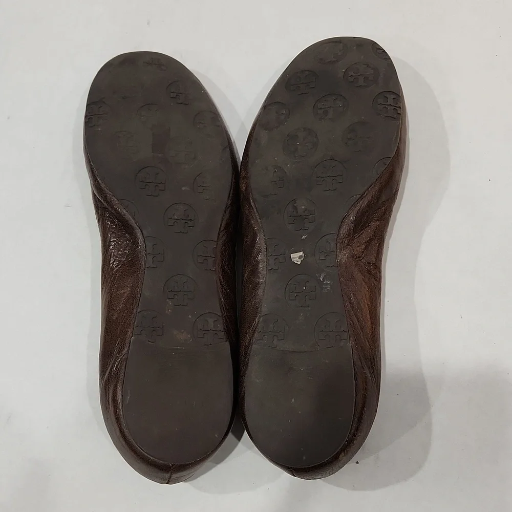 Tory Burch Flats With Gold Logo Size 7